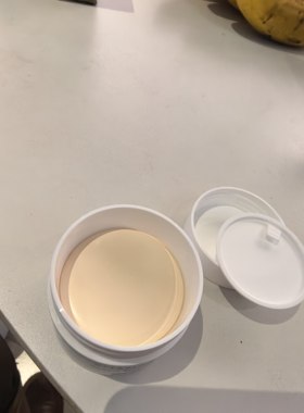 万倾雪粉润霜