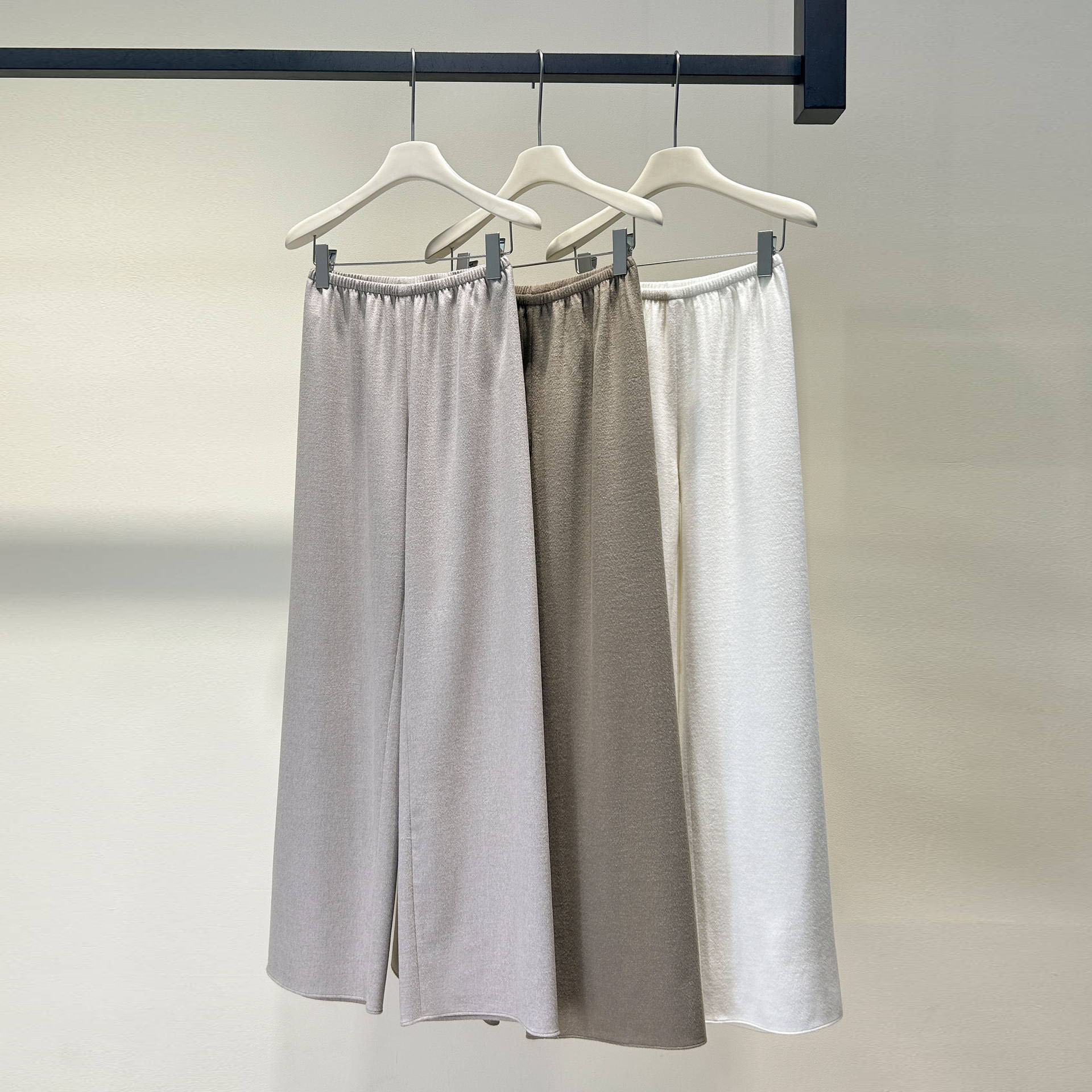 【疏瑶】早春极简风精纺羊绒垂坠直筒裤 松紧腰巨显腿长gala神裤