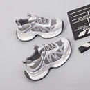 加大码女鞋41一43爆款单鞋2025秋季新款脚宽胖肥松糕底百搭老爹鞋