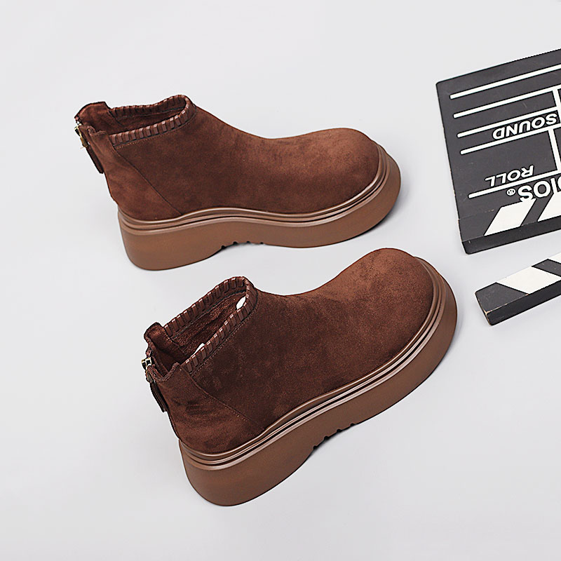 大码女靴41一43脚宽胖舒适单靴2025秋季短靴新款时尚休闲马丁靴女