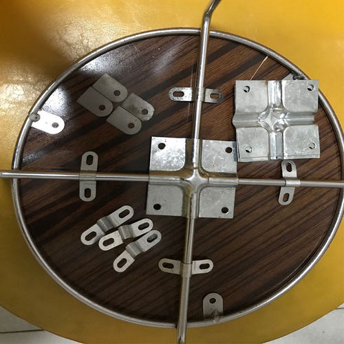 铁片铁卡子固定器五金配件
