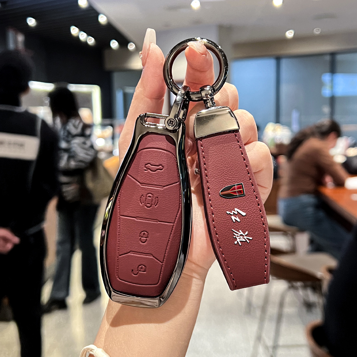 时尚新款红旗双面皮金属钥匙套