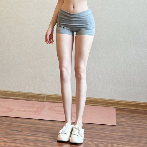 性感辣妹健身短裤女高级感专业训练跑步运动热裤普拉提绝美瑜伽服