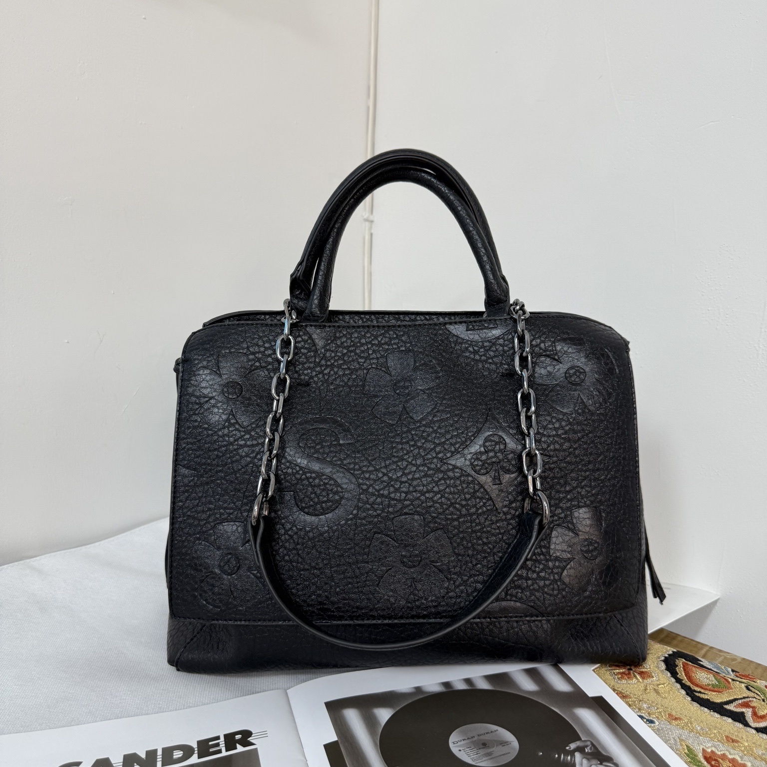 通勤手提包包高级感小众设计大容量托特包时尚简约女士单肩斜挎包