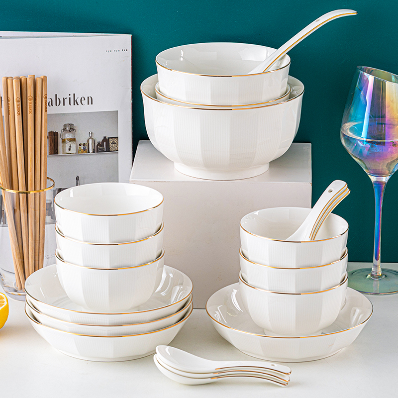 碗家用2025新款简约轻奢餐具吃饭碗盘组合汤面碗纯白陶瓷碗碟套装