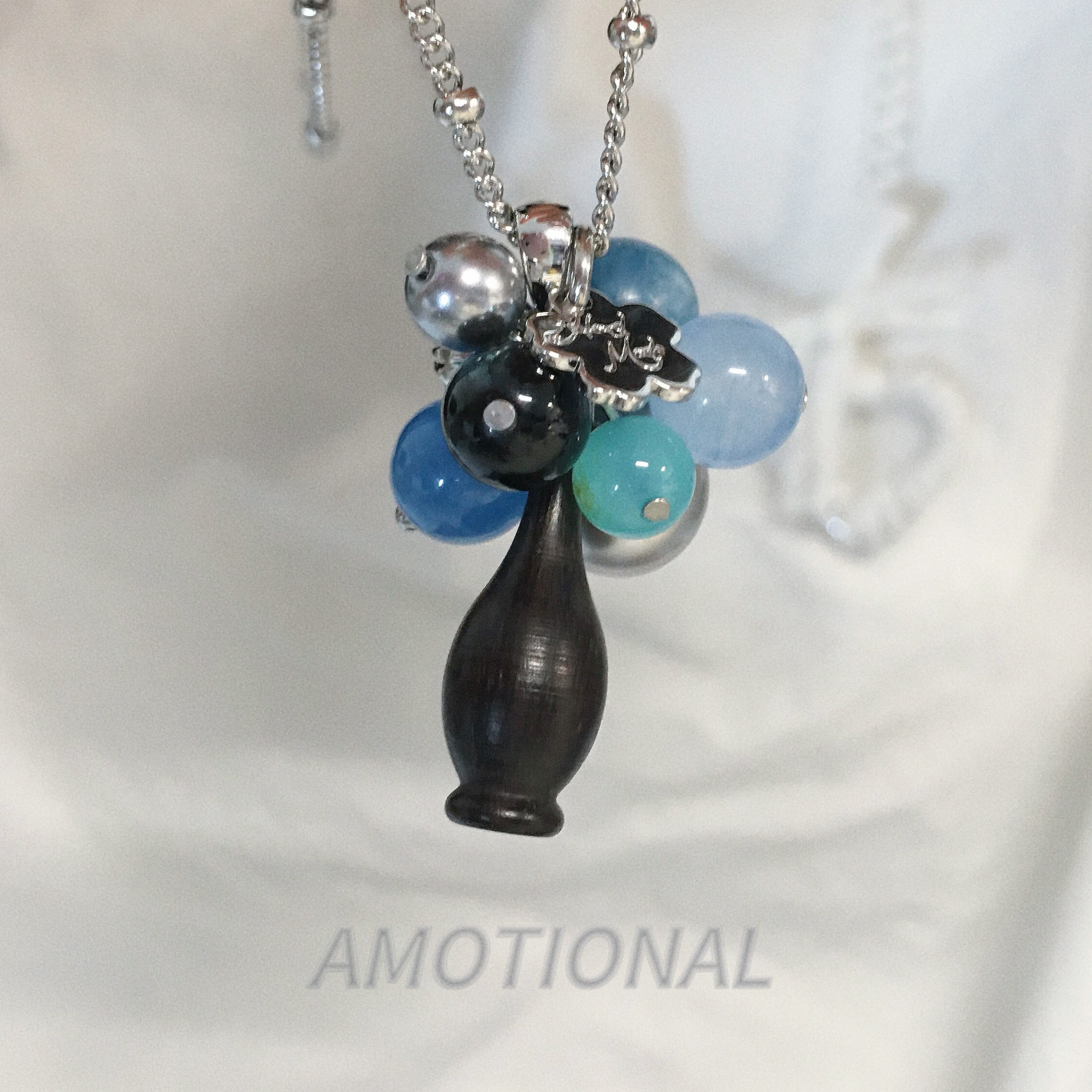 Amotional蓝色珠珠花瓶项链长款多元素钻饰挂饰小众原创叠戴礼物