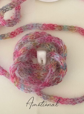 Amotional/马海毛长条choker项链细腊肠围巾装饰颈链手染线小众