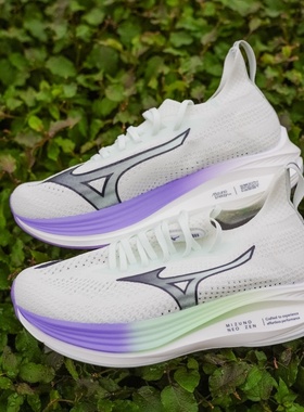 代购Mizuno Neo Zen美津浓白色弹力一体织物面女士长距离慢跑鞋