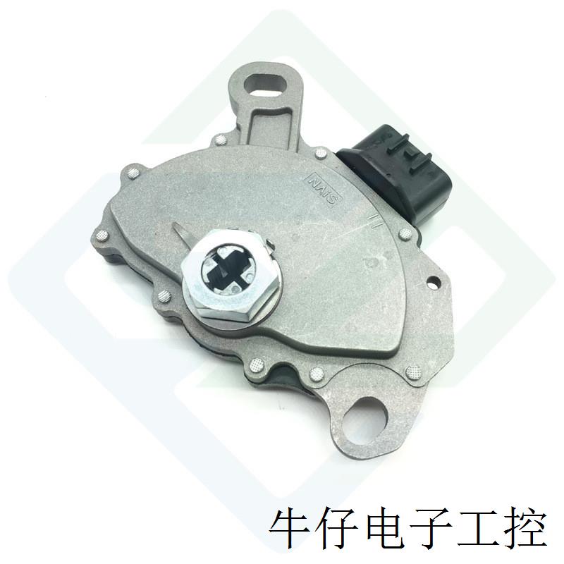 适用萨博03-09 9-3 9-5 93172318 变速箱档位开关 93172318