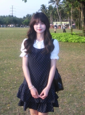 小个子甜美穿搭波点吊带连衣裙套装女夏季娃娃领泡泡袖衬衫两件套