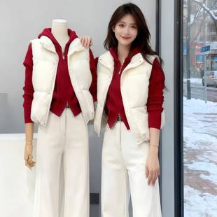 三件套 毛衣女牛仔裤 初冬装 搭配一整套洋气百搭棉服马甲连帽针织衫