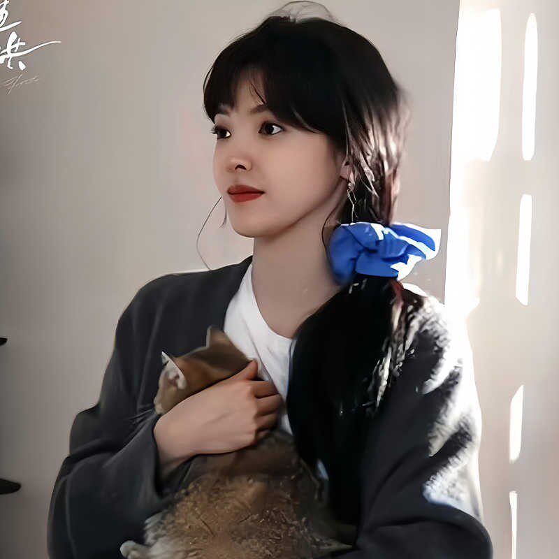 克莱因蓝大肠发圈女高级感发绳头饰2025年新款秋冬猪大肠头绳发饰