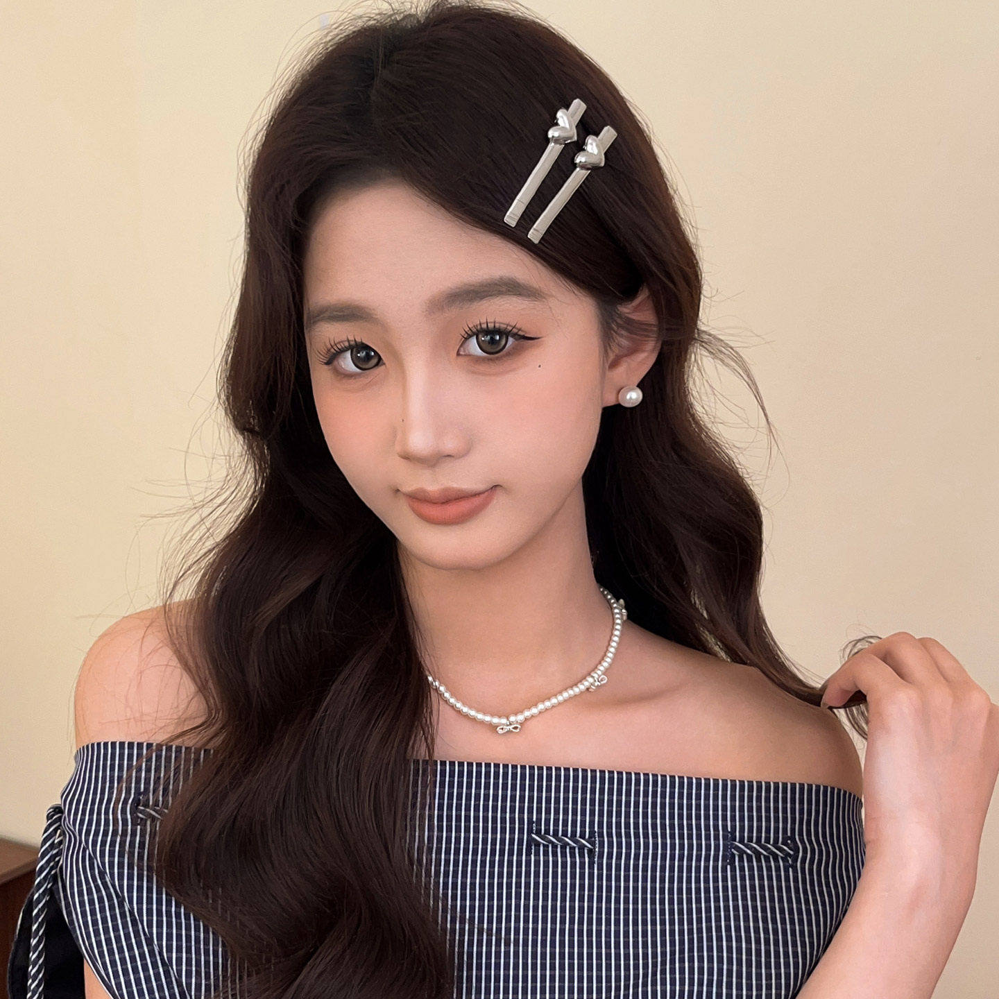 银色高级感长爱心发夹2026新款前额刘海侧边夹子百搭碎发鸭嘴夹