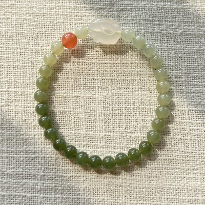 天然和田玉渐变可爱兔子少女手链