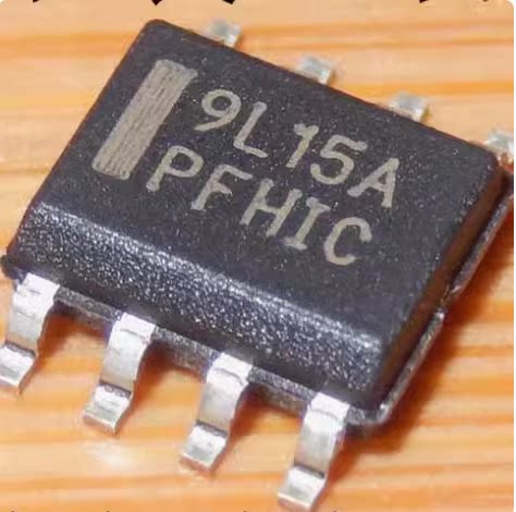 9L15A MC79L15ACDR2G 电源线性稳压器IC芯片SOP8脚