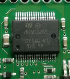 VND5E012AY 大众汽车电脑板控制闪光继电器易损芯片现货可直拍