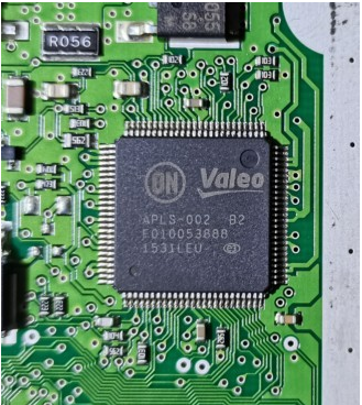 APLS-002 B2 F010053888 汽车电脑板喷油IC芯片全新进口