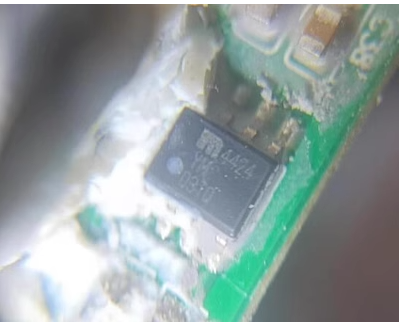 4424 MIC4424YM 北汽EC180充电机驱动芯片IC贴片SOP8脚