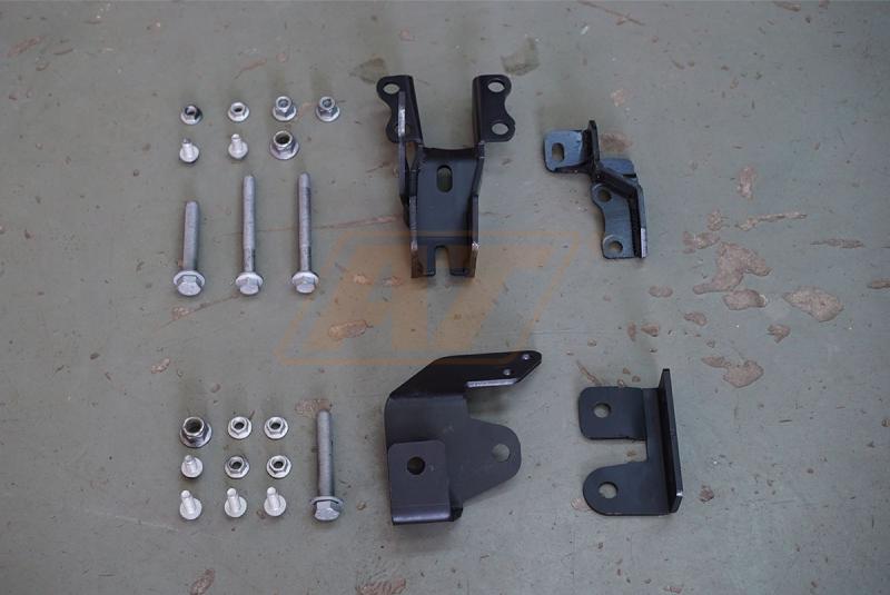 AT品牌18年后新款牧马人JL 止推杆安装底座 加固底座汽车改装装备