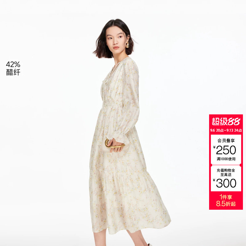 绫致Vero Moda连衣裙女2026春季V领荷叶袖口A字碎花浪漫优雅图片