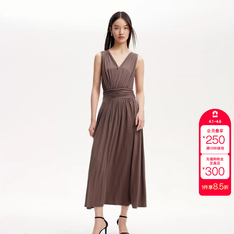 绫致Vero Moda连衣裙女夏季大V领褶皱高腰无袖显瘦连衣裙