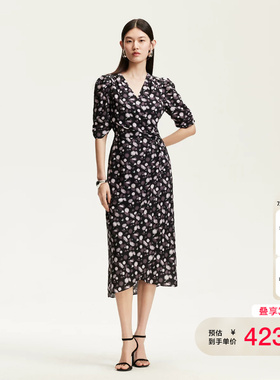 vq区绫致Vero Moda连衣裙夏季新款V领系带复古碎花印花裙