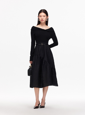 vq区绫致Vero Moda连衣裙25秋季一字肩腰带拼接A字针织裙优雅大气