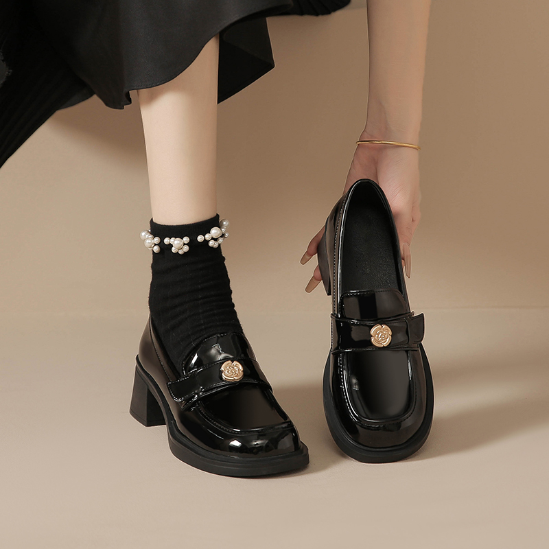 2025新款春秋英伦小皮鞋女jk高跟鞋黑色乐福鞋粗跟单鞋大码41到43