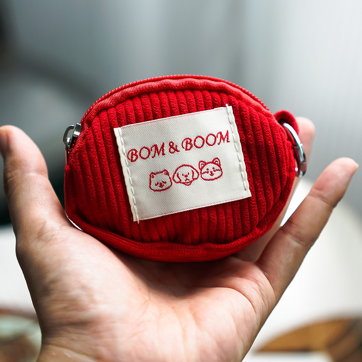 红色小狗灯芯绒可爱小包