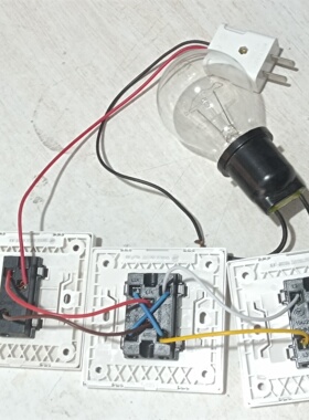 正泰86型暗装一开多控开关单开三控开关三联双刀双掷中途过桥中继