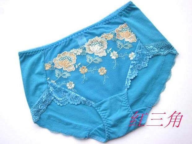 刺绣无痕内裤宽松抗菌健康亲肤棉