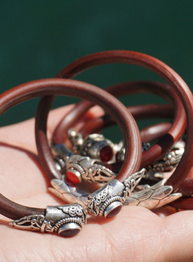 普通无节银头西藏山南配饰鸡血藤