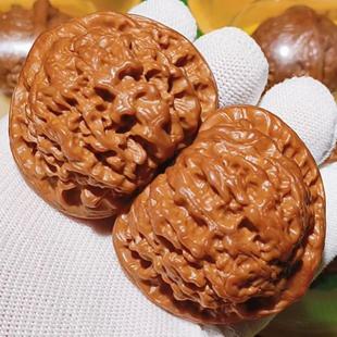 喷砂打好底文玩核桃麒麟纹大官帽精品桃心桩型手持狮子头一对握球