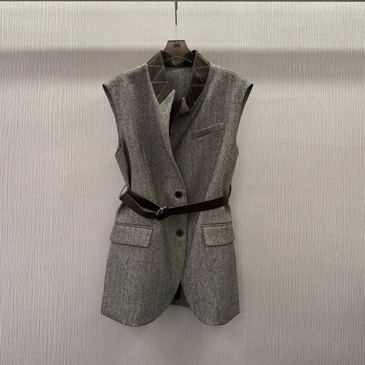 初溯2025早秋新品欧货女装撞色线条立领无袖马甲腰带收腰马夹上衣,女装/女士精品,马夹,淘宝优惠券,粉丝福利购,淘宝优惠卷