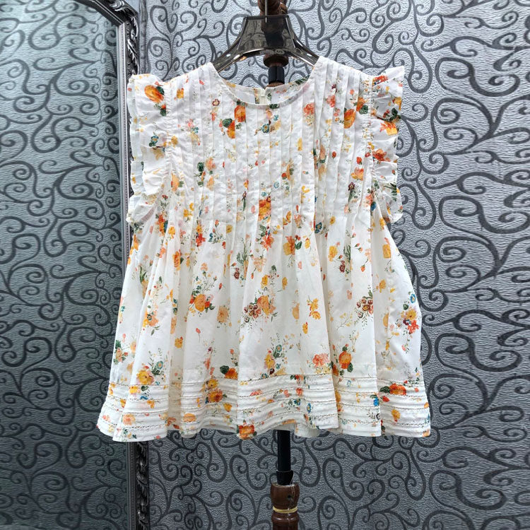 初2026夏季新款欧货 温柔风碎花压褶飞飞袖上衣 减龄显瘦娃娃衫女