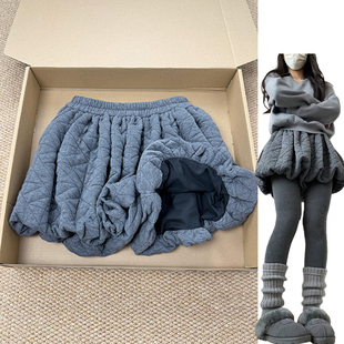 灰色菱格花苞裙裤女秋冬2026新款温柔感百搭灯笼裤遮胯宽松休闲裤