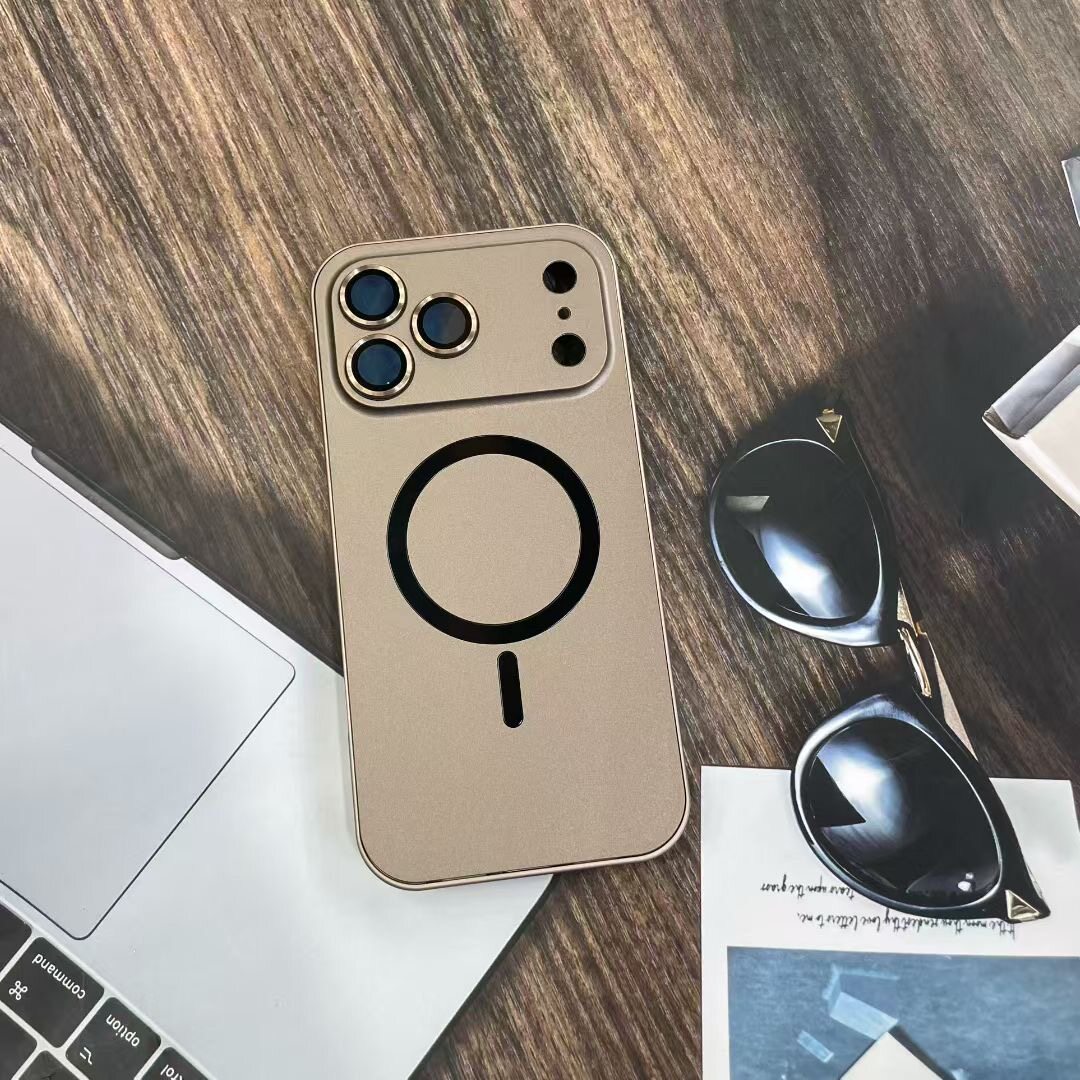 适用苹果17promax手机壳新款高级感磨砂磁吸17pro铝合金属边框弹扣iphone17带镜头膜17Air高档全包防摔保护套 - 实物图