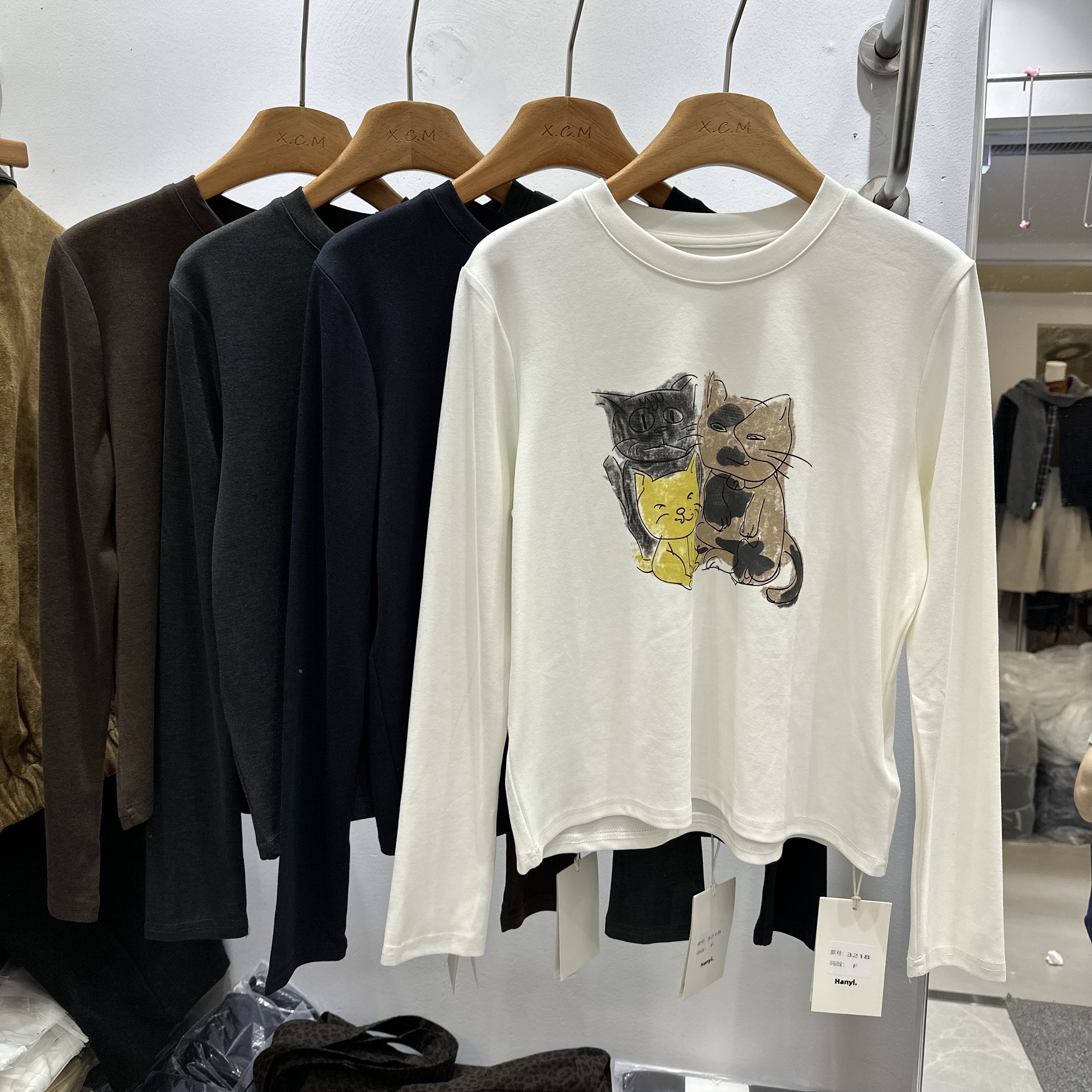 HanYi韩伊3218卡通猫T恤衫