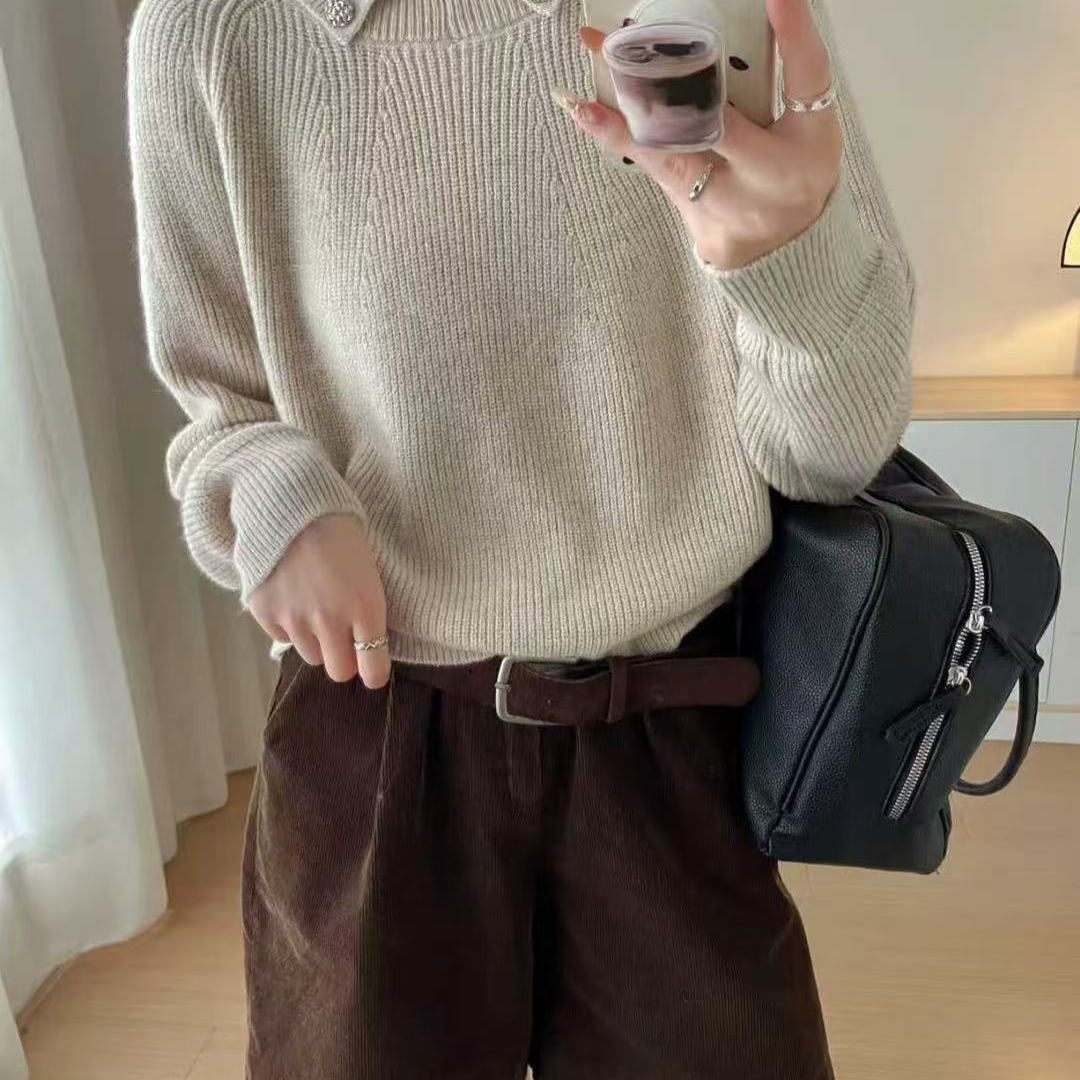 韩系减龄小翻领插肩袖毛衣