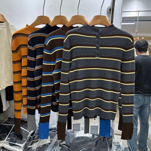 NICE奈斯8556撞色条纹毛衣潮