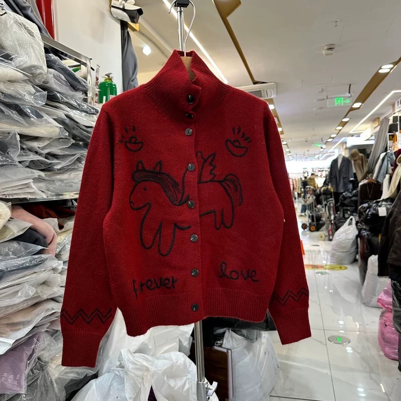 韩系高领刺绣卡通马开衫毛衣