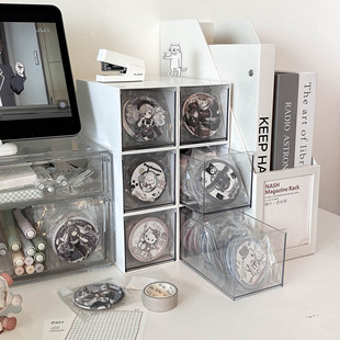 透明吧唧收纳盒学生桌面卡片徽章谷子置物架防尘抽屉式 亚克力盒子
