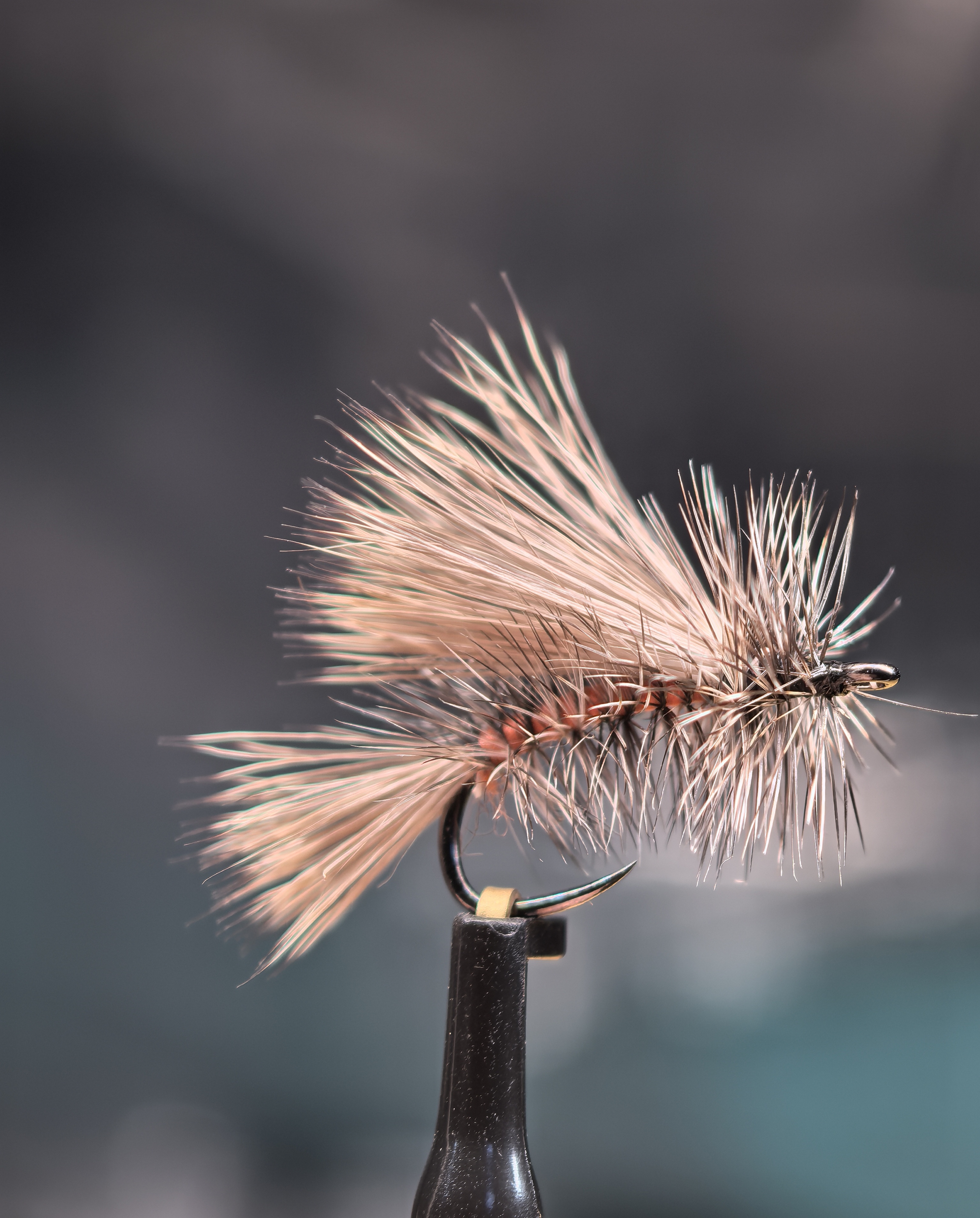 北京鳟鱼管理场  精绑刺激者干蝇 干式钩 泛用飞蝇饵
