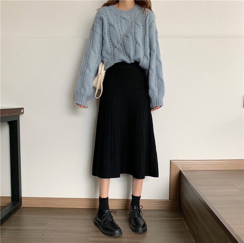 Korean version of INS super fire knitted skirt women's elastic waist mid length A-line skirt