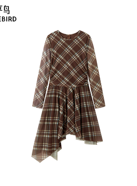 【商场同款】太平鸟格纹长袖针织连衣裙新款不规则裙摆A3FAF3264