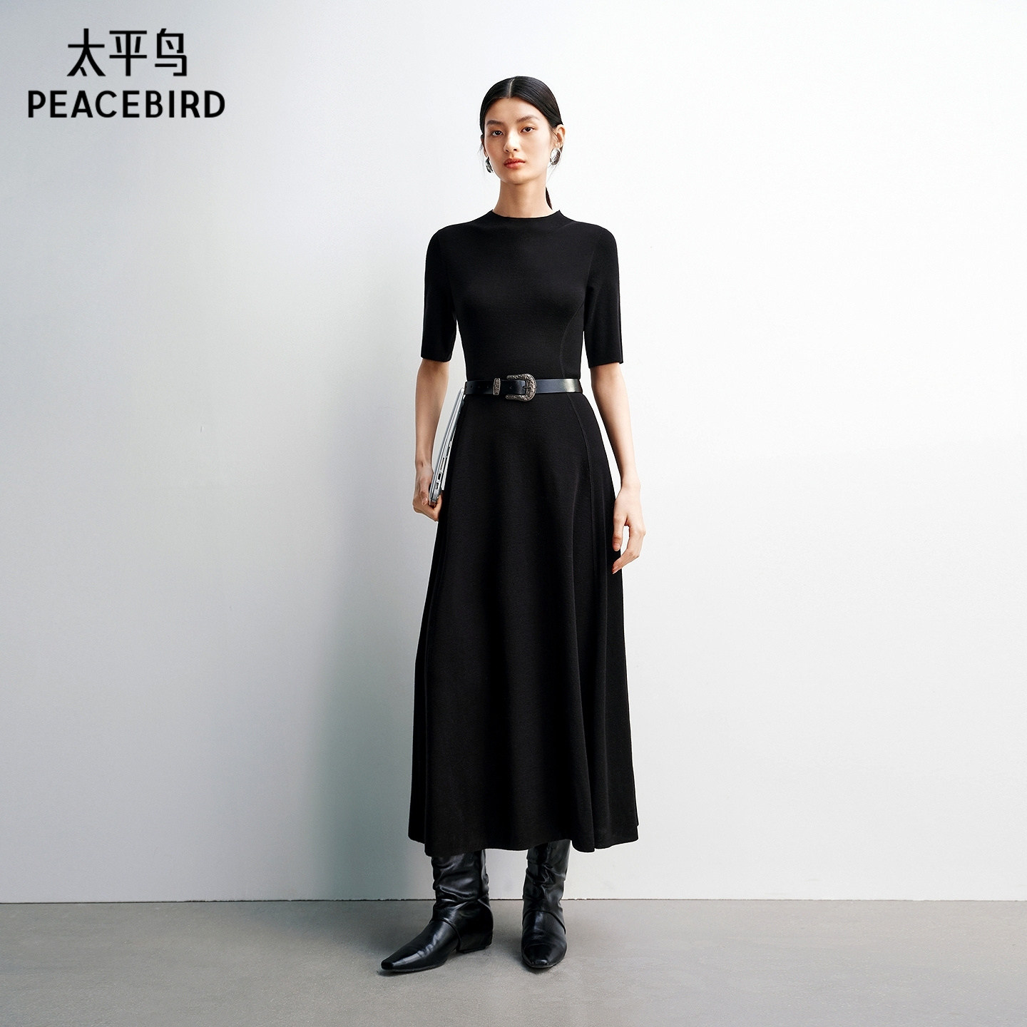 【商场同款】太平鸟短袖黑色针织通勤连衣裙女春装新款A1FAG13