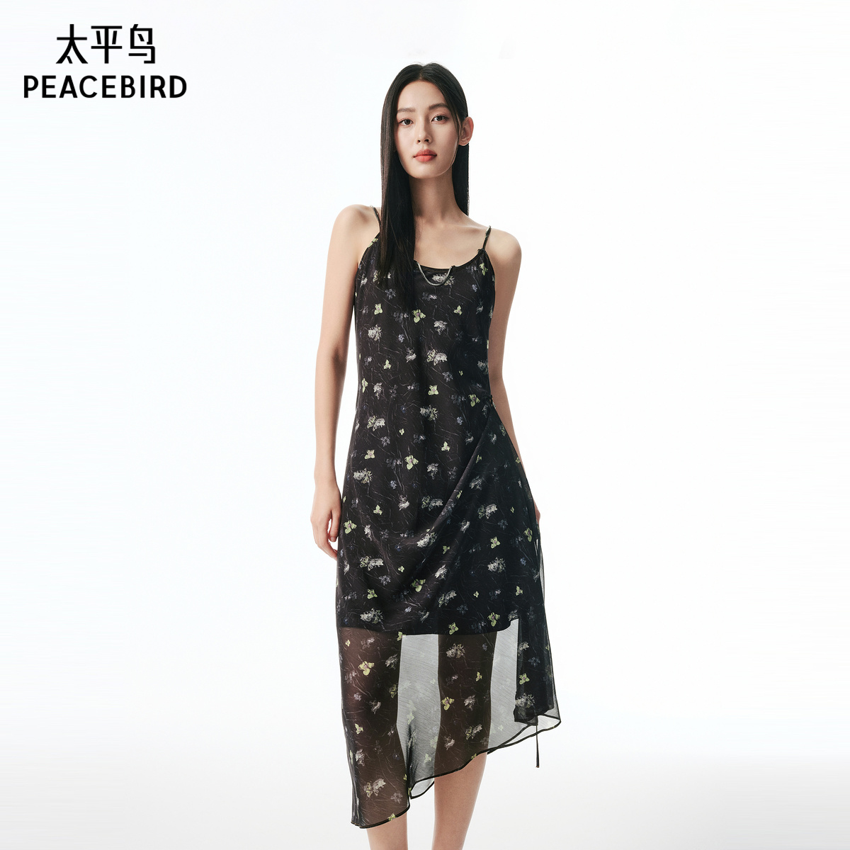 【商场同款】太平鸟吊带碎花连衣裙女2025新飘逸雪纺设计感裙子长