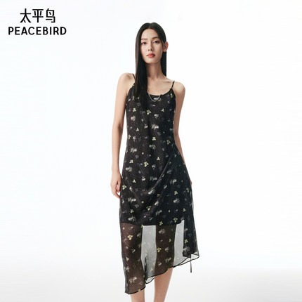 【商场同款】太平鸟吊带碎花连衣裙女2025新飘逸雪纺设计感裙子长