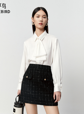 太平鸟女装 年冬季款领结提花衬衫A1CAD4182