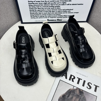 时尚百搭透气镂空乐福鞋